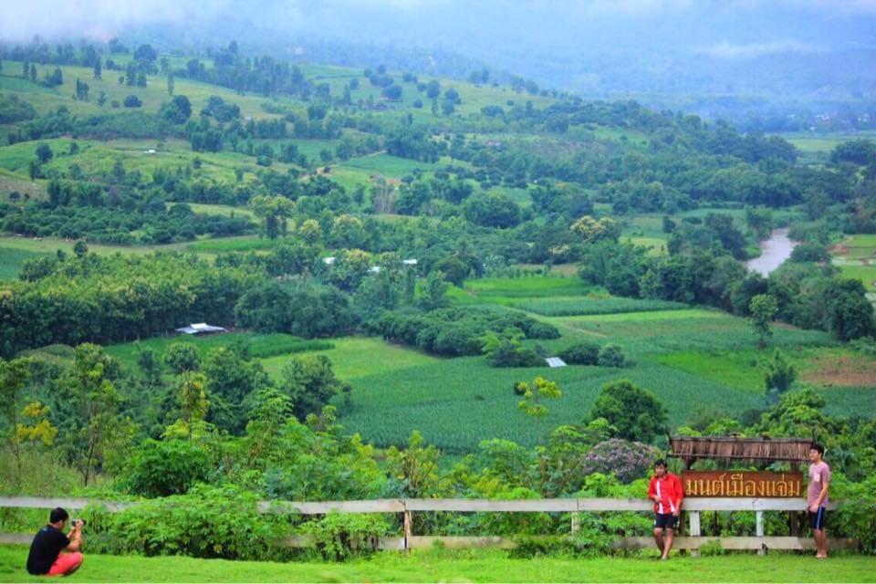 Hotel มนต์เมืองแจ่ม Mae Chaem Exterior foto