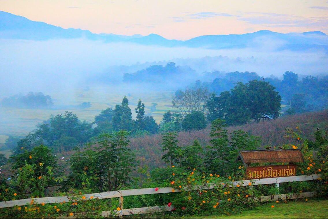 Hotel มนต์เมืองแจ่ม Mae Chaem Exterior foto