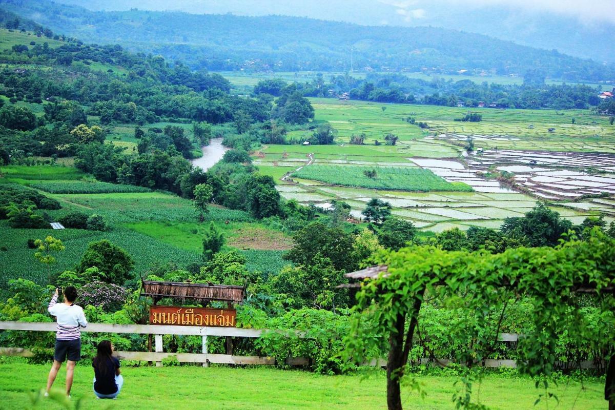 Hotel มนต์เมืองแจ่ม Mae Chaem Exterior foto